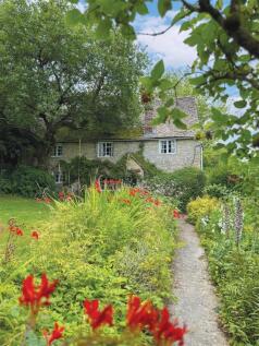 4 bedroom cottage for sale