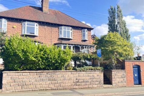 3 bedroom semi-detached house for sale