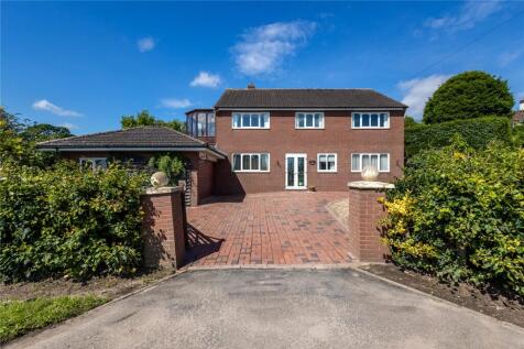 Hereford Road, Bayston Hill... 3 bed detached house for sale