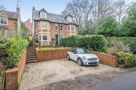 Marley Lane, Haslemere, GU27 4 bed semi
