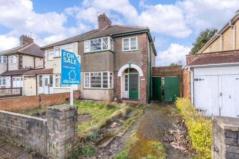 Norbury Road, Fallings Park... 3 bed semi