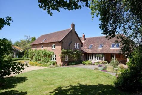 6 bedroom farm house for sale