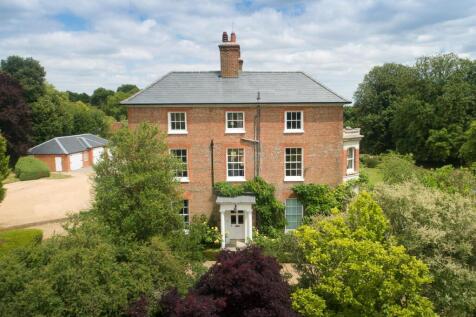 7 bedroom detached house for sale