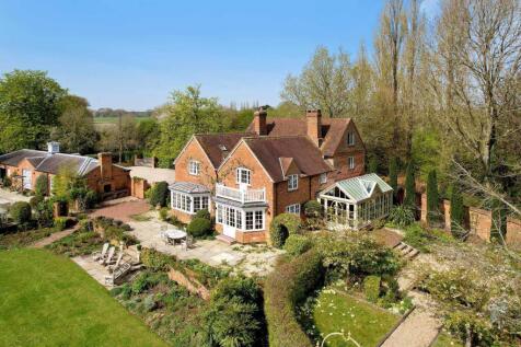 7 bedroom detached house for sale