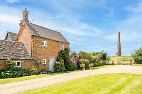 6 bedroom farm house for sale