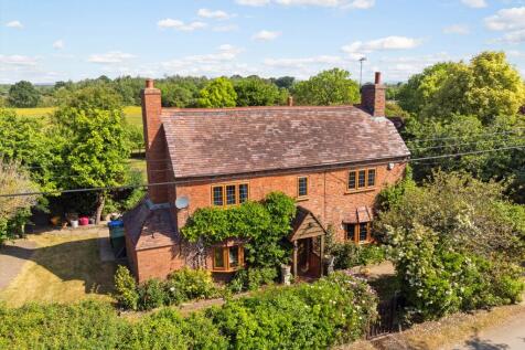 3 bedroom village house for sale