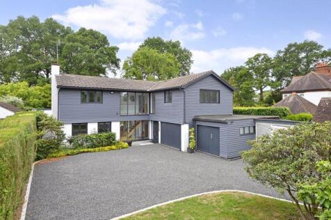Woodland Avenue, Cranleigh 4 bed detached house for sale