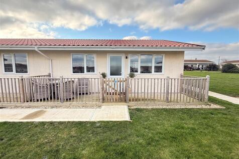2 bedroom park home for sale