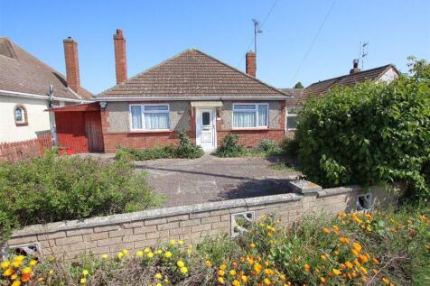 Burrs Road, Great Clacton, Clacton on... 2 bed detached bungalow for sale