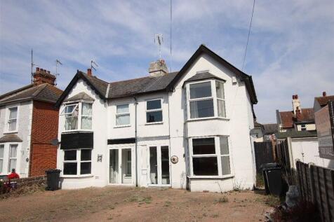 Church Crescent, Clacton on Sea 3 bed semi