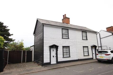 2 bedroom semi-detached house for sale