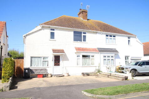 Lyndhurst Road, Holland On Sea, CO15 4 bed semi