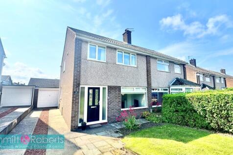 Houghton le Spring, Tyne and Wear, DH5 3 bed semi
