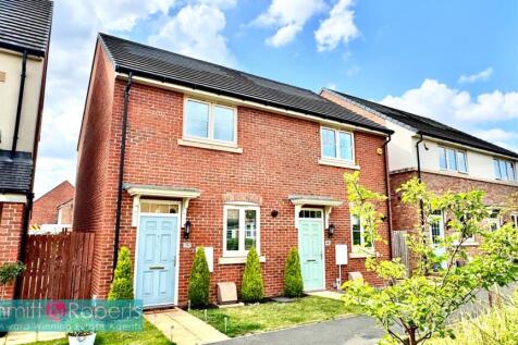 Whitworth Park Drive, Houghton Le... 2 bed semi