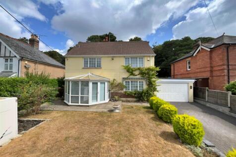 Broadstone 3 bed detached house for sale