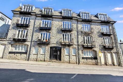Bridport Town Centre 1 bed flat for sale