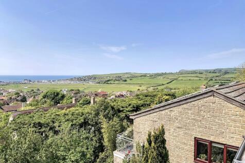 Bridport 3 bed detached bungalow for sale