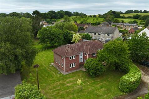 Netherbury 4 bed detached house for sale