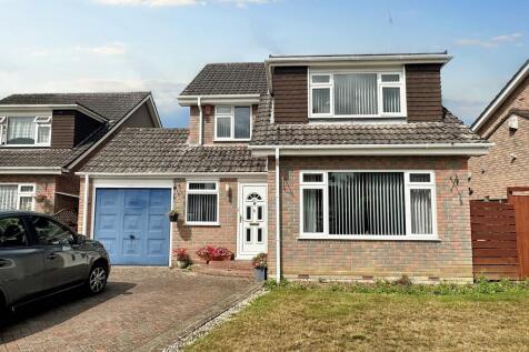 Verwood 4 bed detached house for sale