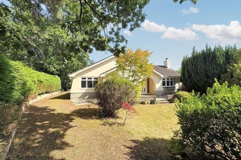 Verwood 3 bed detached bungalow for sale