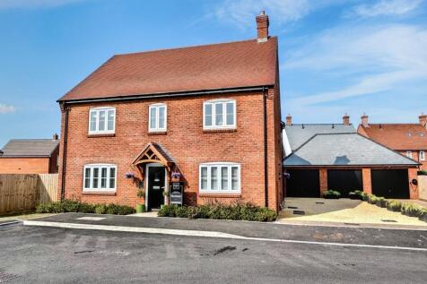 Wimborne 4 bed detached house for sale