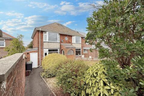 Chickerell 2 bed flat for sale