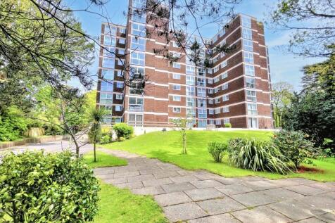 East Cliff 2 bed flat for sale