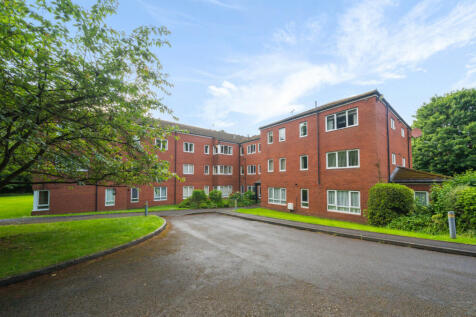 Guardian Court, Moorend Road... 2 bed apartment for sale