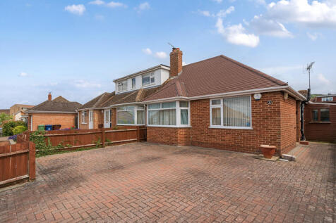 Lambert Avenue, Shurdington, Cheltenham 2 bed bungalow for sale