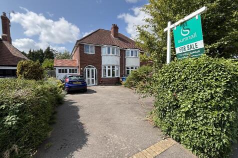 3 bedroom semi-detached house for sale