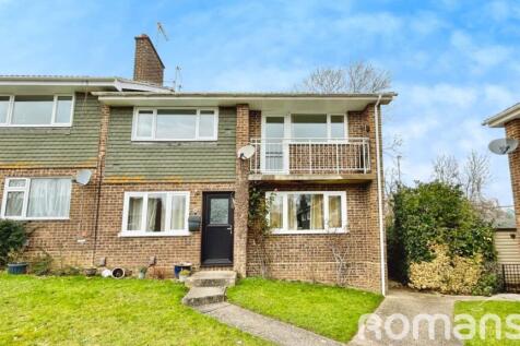 Bliss Close, Basingstoke, Hampshire 2 bed maisonette for sale