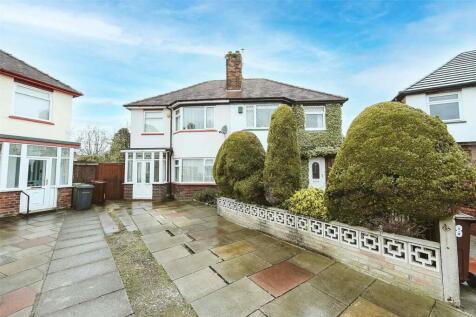 Ranelagh Drive, Southport... 3 bed semi
