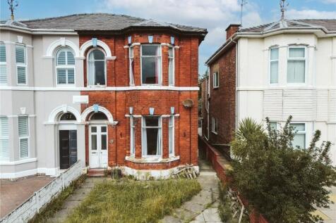 Windsor Road, Southport, Merseyside, PR9 3 bed semi