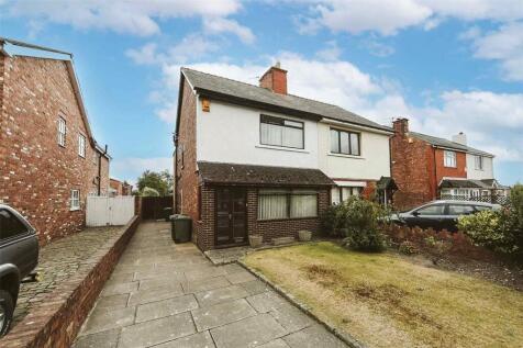 Guildford Road, Southport... 3 bed semi