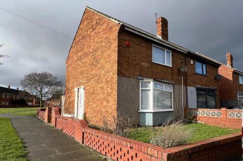 2 bedroom semi-detached house for sale