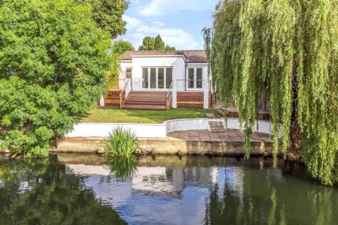 3 bedroom bungalow for sale