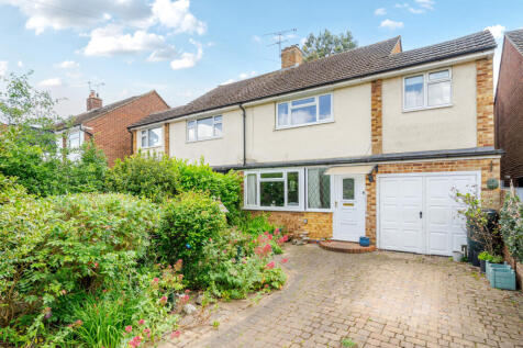 4 bedroom semi-detached house for sale