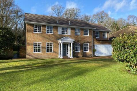 5 bedroom detached house for sale