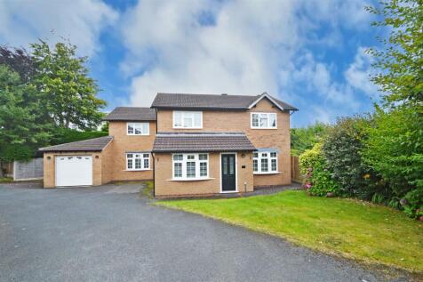 Carlton Close, Bicton Heath, Shrewbury 4 bed detached house for sale