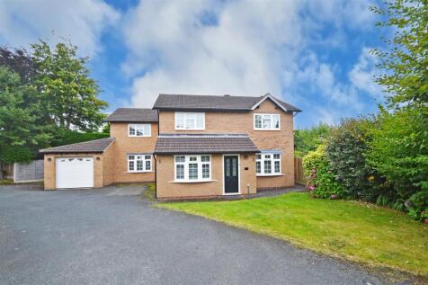 Carlton Close, Bicton Heath, Shrewbury 5 bed detached house for sale