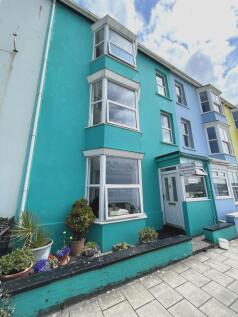 10 bedroom terraced house for sale