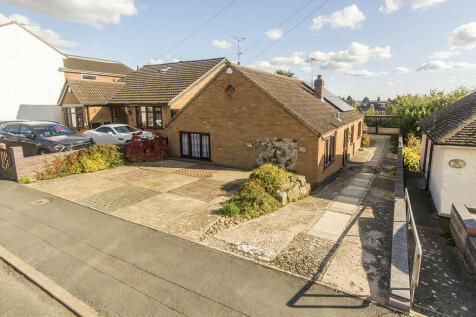 Highcross Street, Market Harborough 2 bed detached bungalow for sale