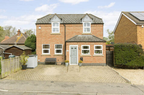 Northleigh Grove, Market Harborough 4 bed detached house for sale