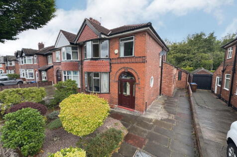 4 bedroom semi-detached house for sale