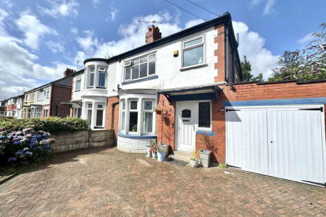 Springfield Road, Gatley, Cheshire 3 bed semi