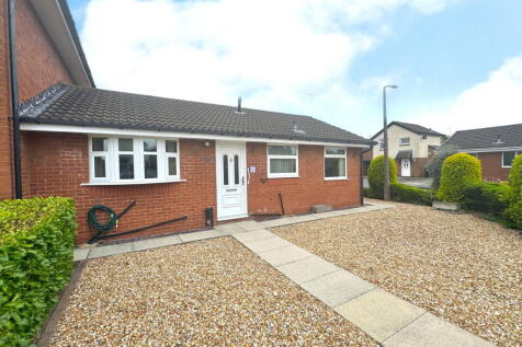 Twining Brook Road, Cheadle Hulme 2 bed semi