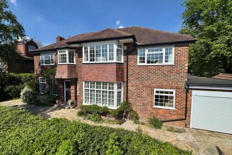Broadway Avenue,Cheadle 5 bed detached house for sale