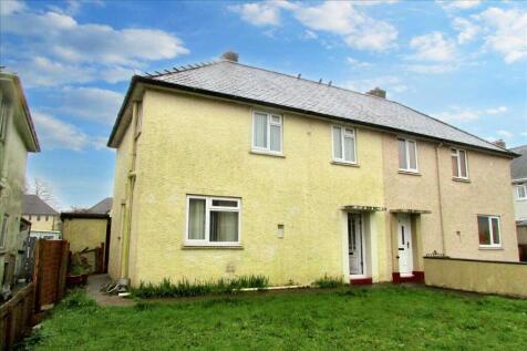 5 St. Marys Road, Pembroke Dock 3 bed semi