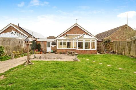 2 bedroom bungalow for sale