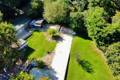 St Breock, Wadebridge, PL27 7LN 3 bed property with land for sale